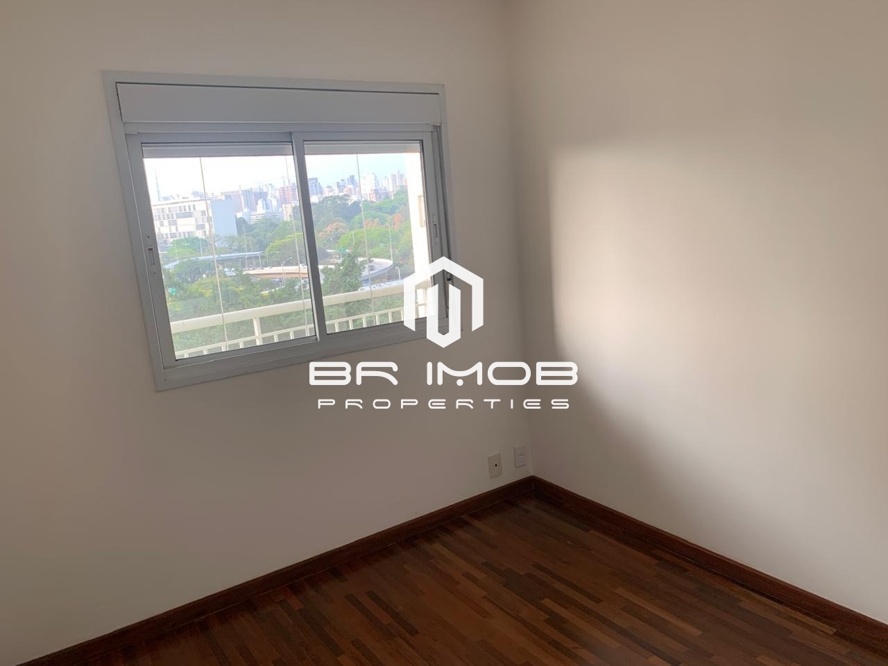 Apartamento para alugar com 2 quartos, 75m² - Foto 10