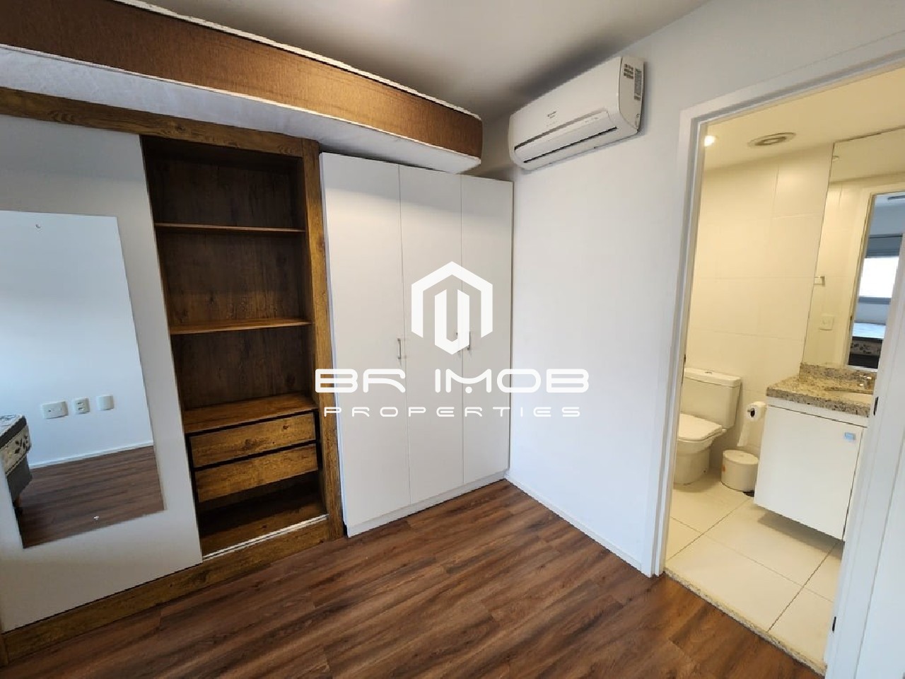 Apartamento à venda com 2 quartos, 66m² - Foto 14