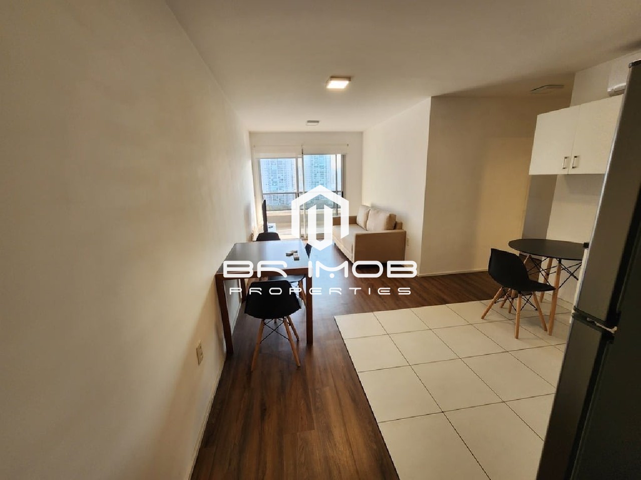 Apartamento à venda com 2 quartos, 66m² - Foto 4