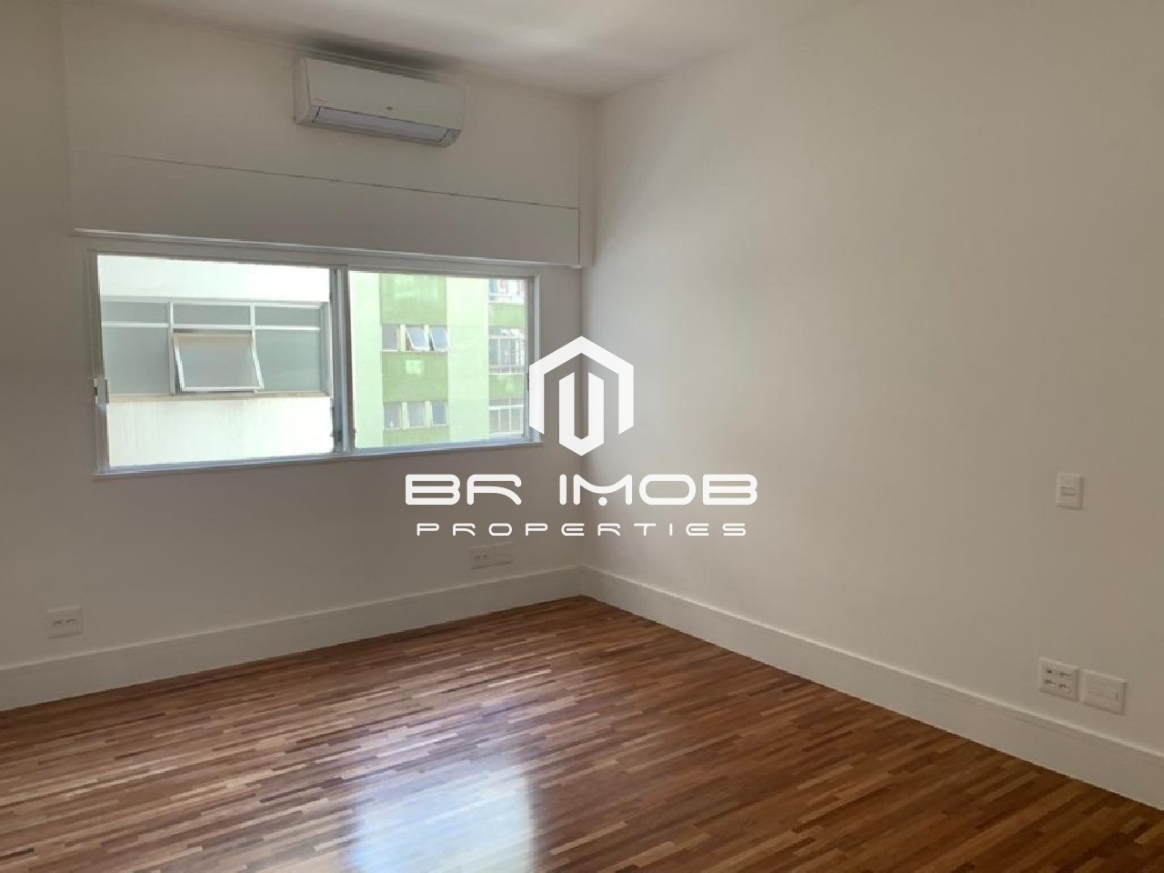 Apartamento à venda com 3 quartos, 341m² - Foto 14