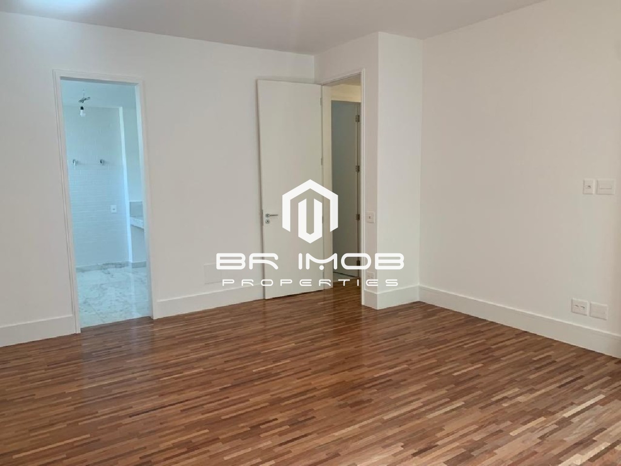 Apartamento à venda com 3 quartos, 341m² - Foto 15