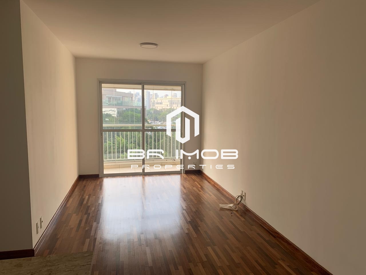 Apartamento para alugar com 2 quartos, 75m² - Foto 1