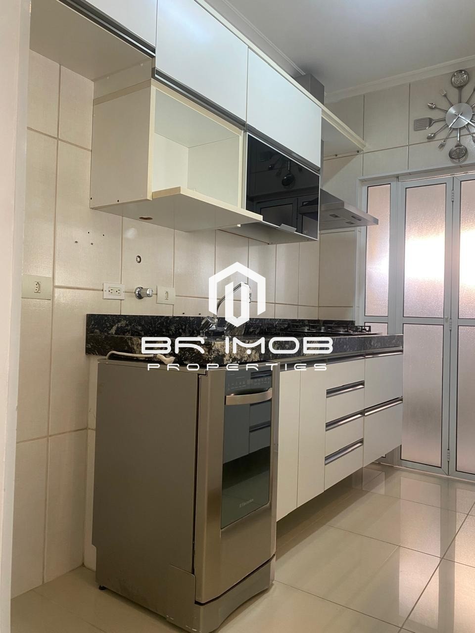 Apartamento à venda com 2 quartos, 68m² - Foto 7