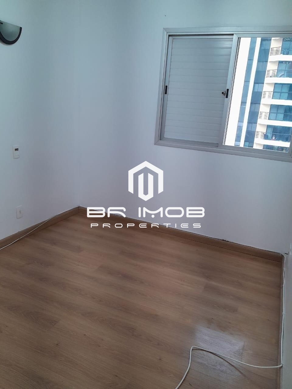 Apartamento à venda com 2 quartos, 75m² - Foto 10