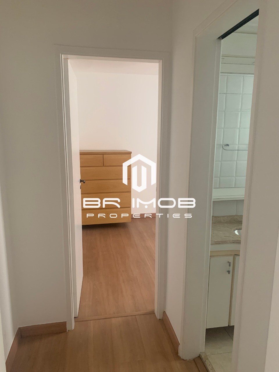 Apartamento à venda com 1 quarto, 40m² - Foto 4