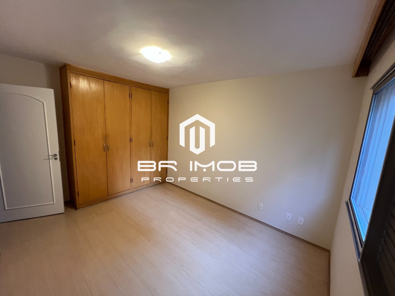 Apartamento à venda com 2 quartos, 78m² - Foto 17