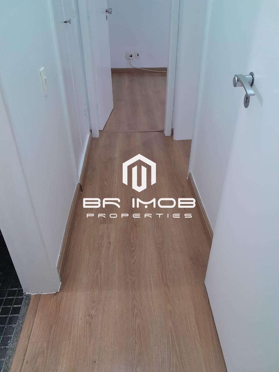 Apartamento à venda com 2 quartos, 75m² - Foto 5