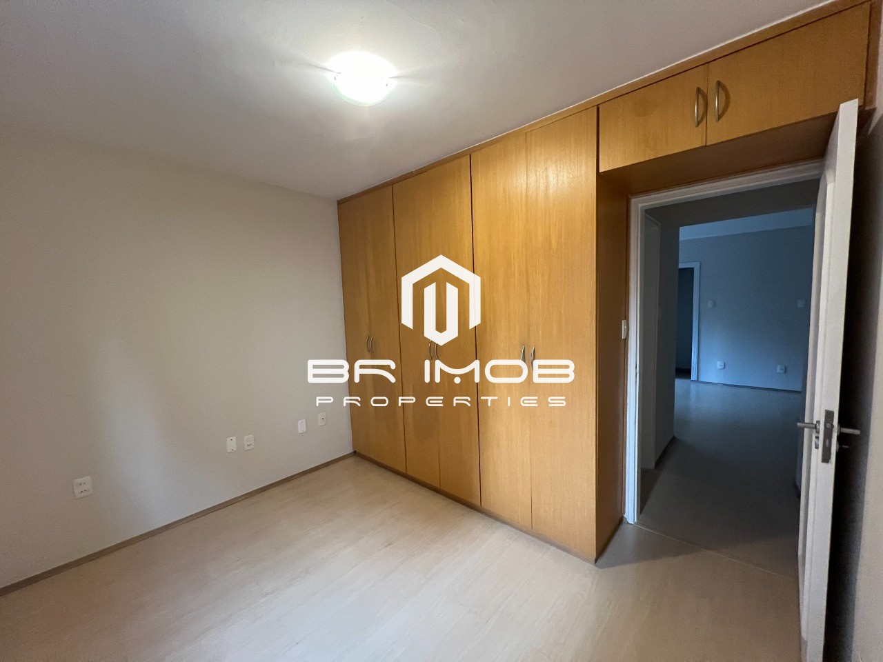 Apartamento à venda com 2 quartos, 78m² - Foto 16