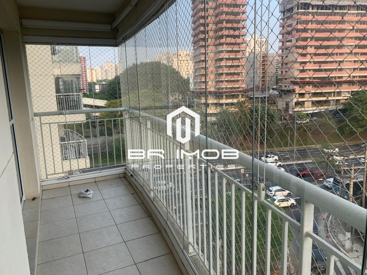 Apartamento para alugar com 2 quartos, 75m² - Foto 4