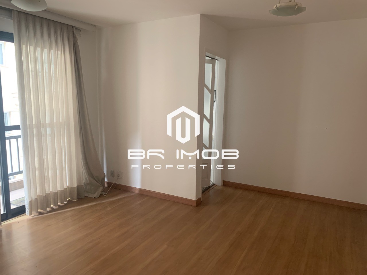 Apartamento à venda com 1 quarto, 40m² - Foto 3