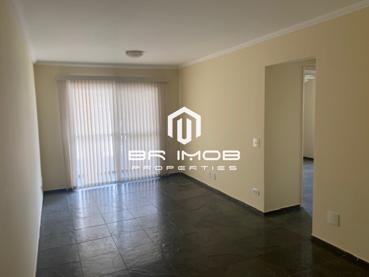 Apartamento à venda e aluguel com 2 quartos, 70m² - Foto 1