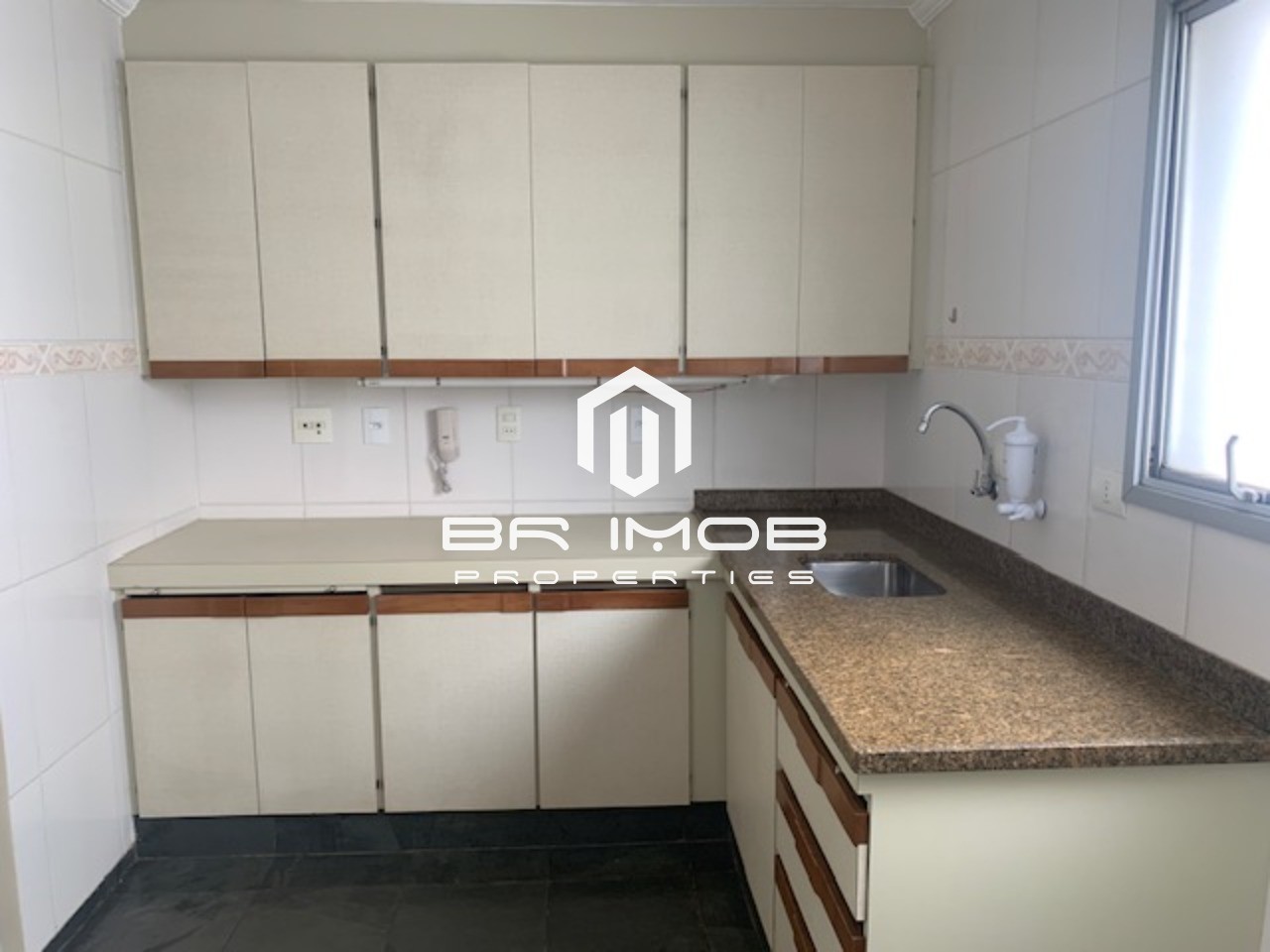 Apartamento à venda e aluguel com 2 quartos, 70m² - Foto 15