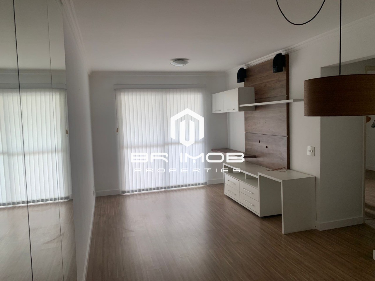 Apartamento para alugar com 2 quartos, 70m² - Foto 1