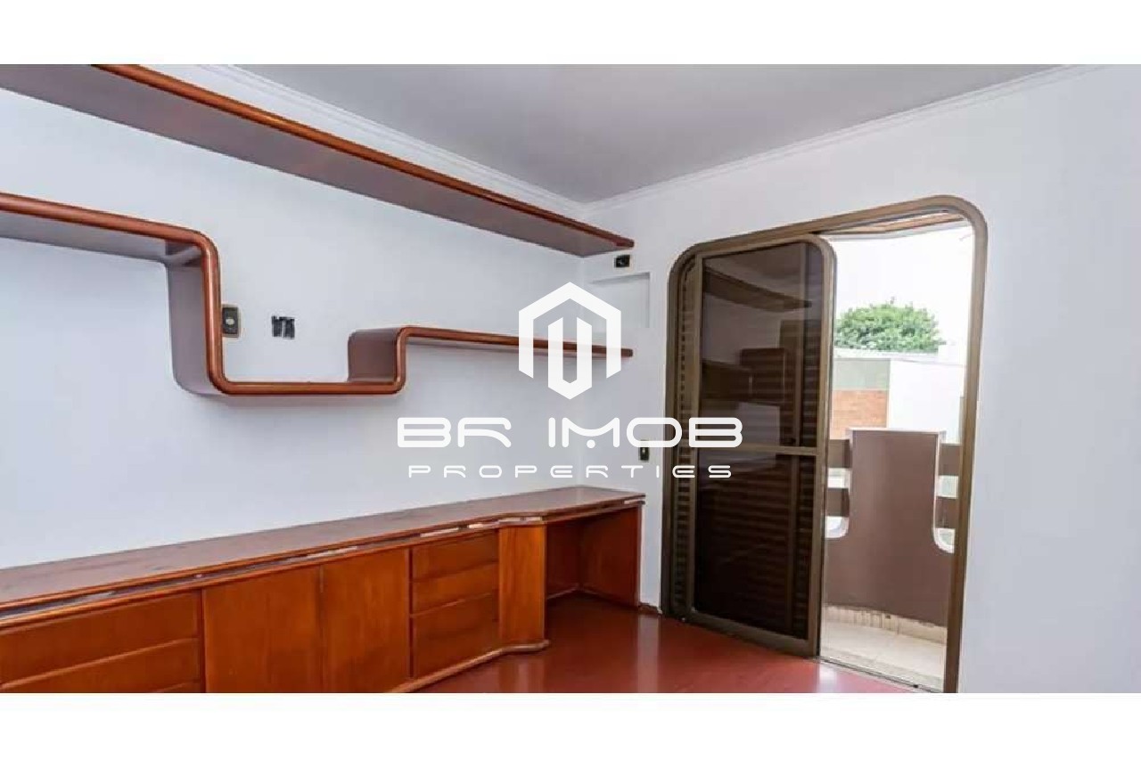 Apartamento à venda com 4 quartos, 220m² - Foto 18