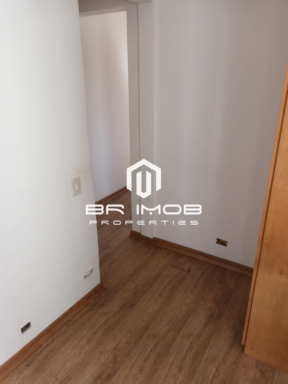 Apartamento à venda e aluguel com 2 quartos, 70m² - Foto 4