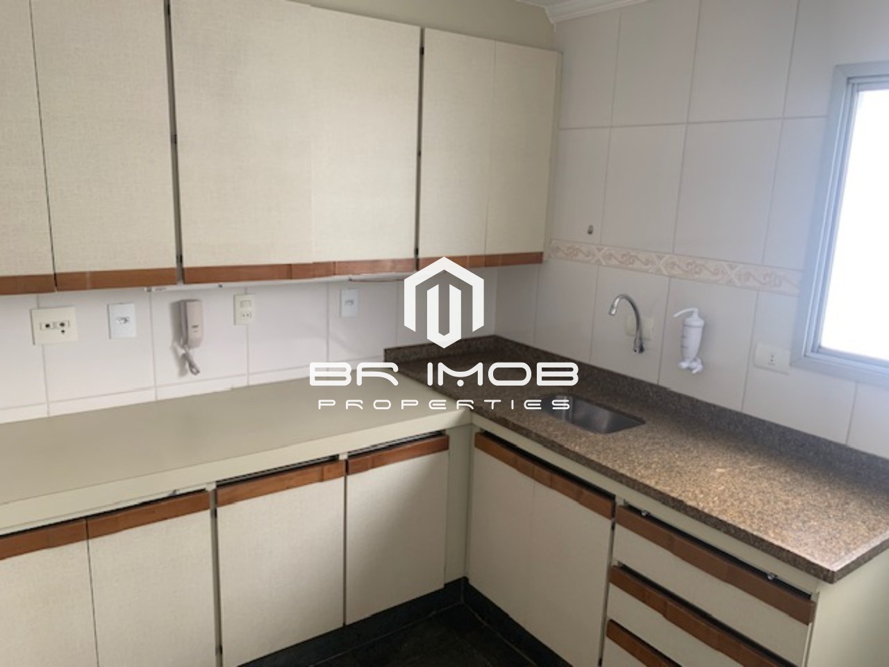 Apartamento à venda e aluguel com 2 quartos, 70m² - Foto 13