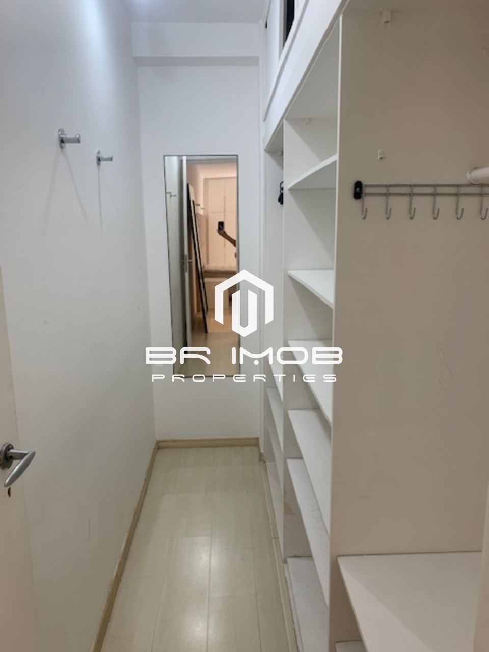 Apartamento à venda e aluguel com 1 quarto, 65m² - Foto 17