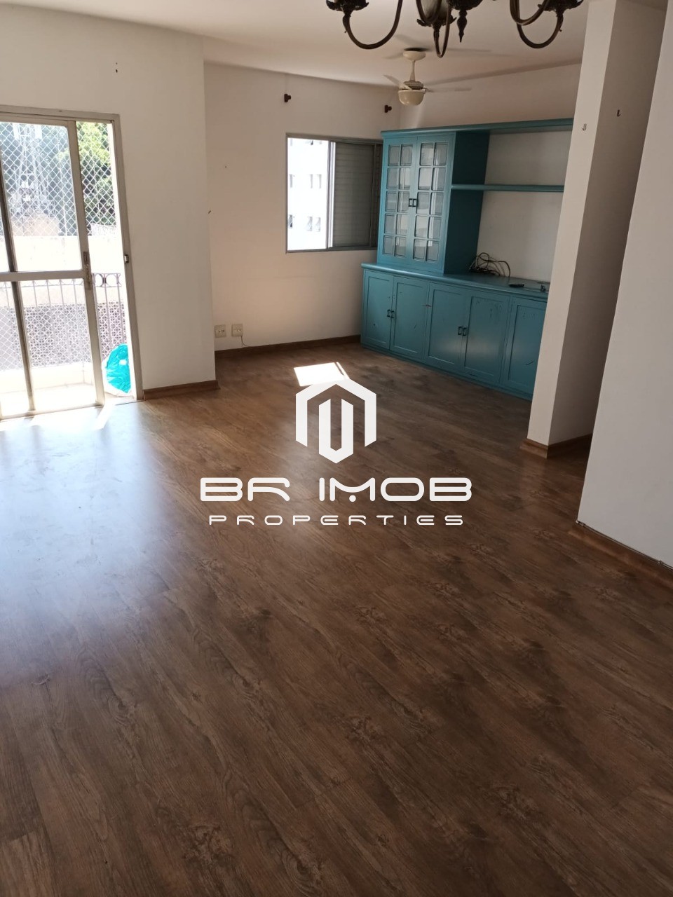 Apartamento à venda e aluguel com 2 quartos, 70m² - Foto 11