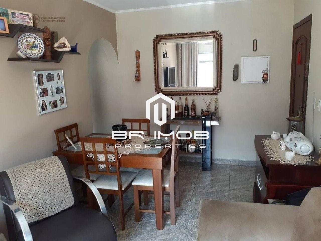 Apartamento à venda com 2 quartos, 69m² - Foto 4