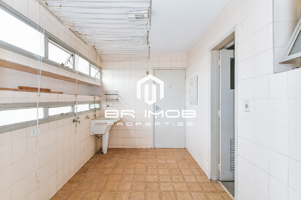 Apartamento à venda com 3 quartos, 142m² - Foto 11