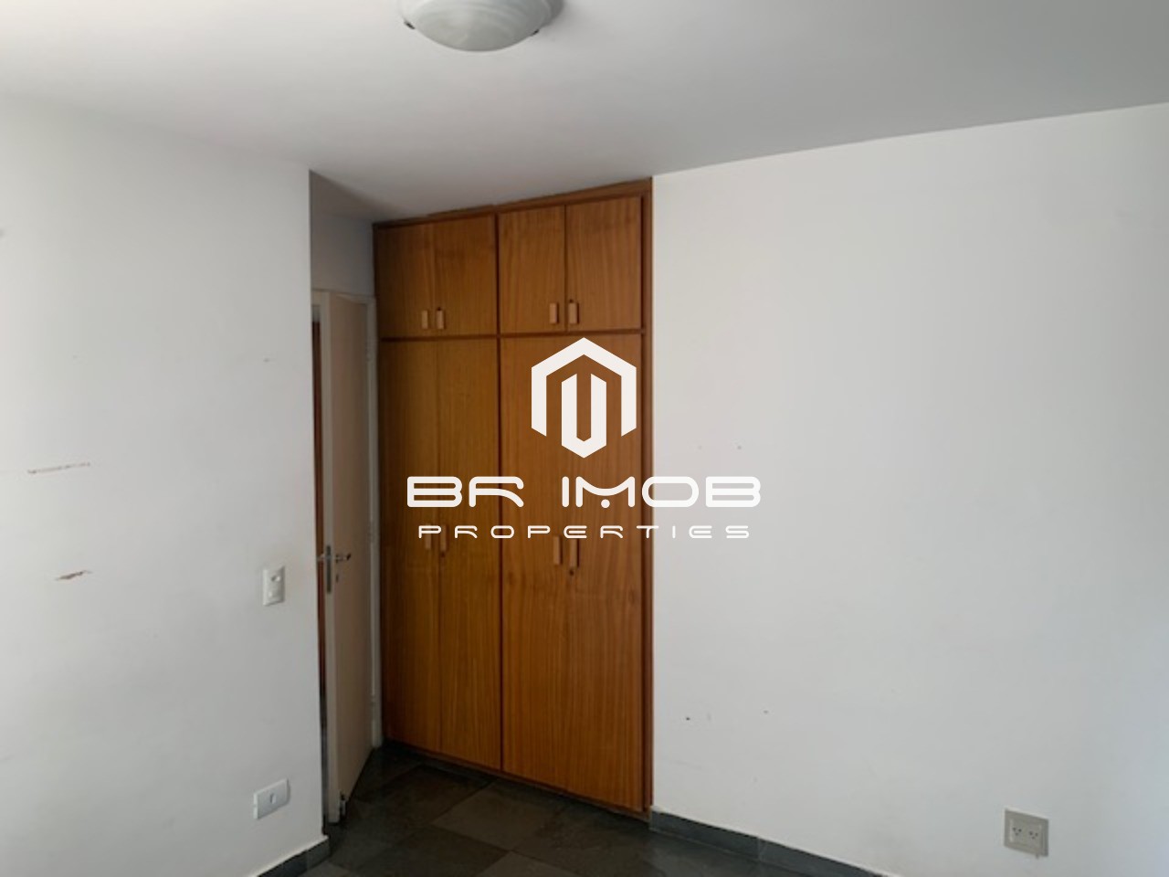 Apartamento à venda com 2 quartos, 78m² - Foto 11