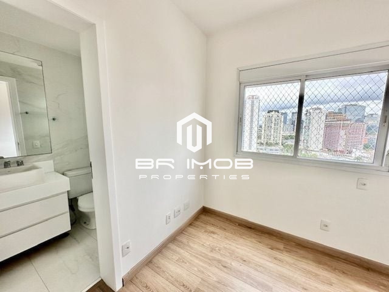 Apartamento à venda com 2 quartos, 74m² - Foto 31