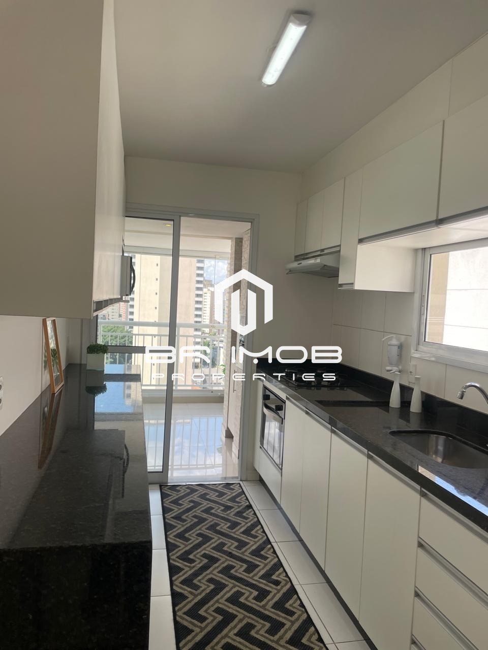 Apartamento para alugar com 3 quartos, 105m² - Foto 18