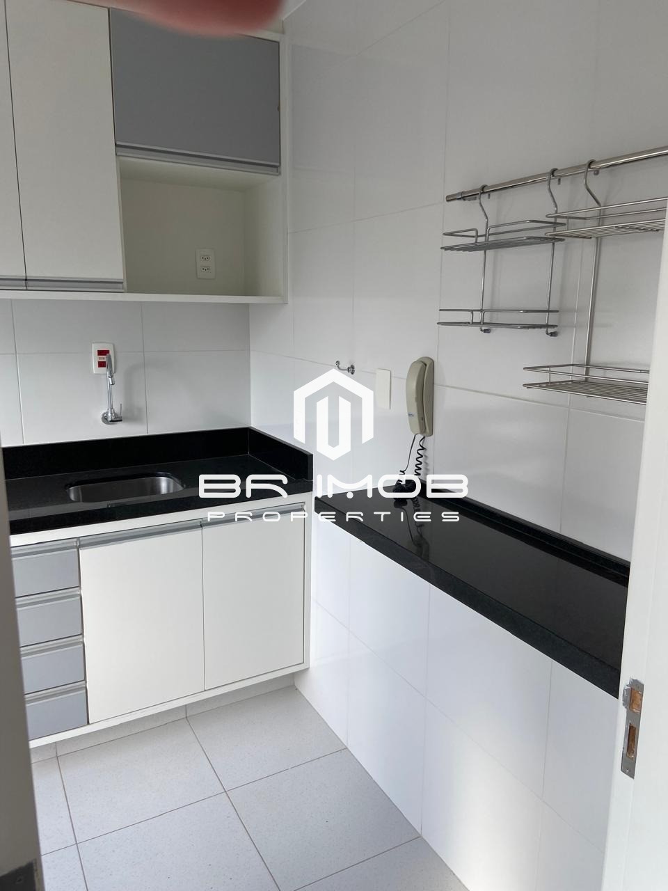 Apartamento para alugar com 2 quartos, 70m² - Foto 5