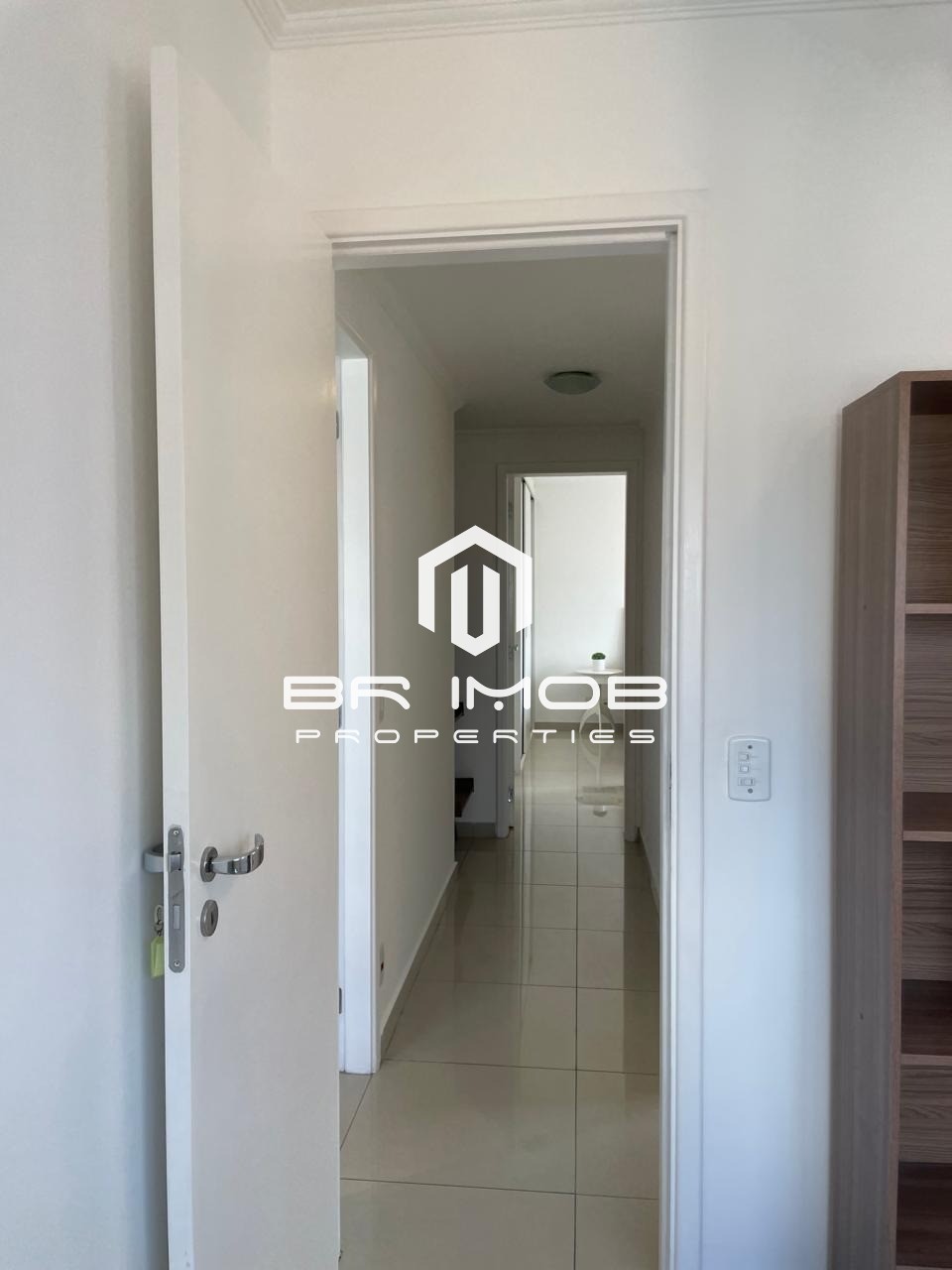 Apartamento para alugar com 3 quartos, 105m² - Foto 10