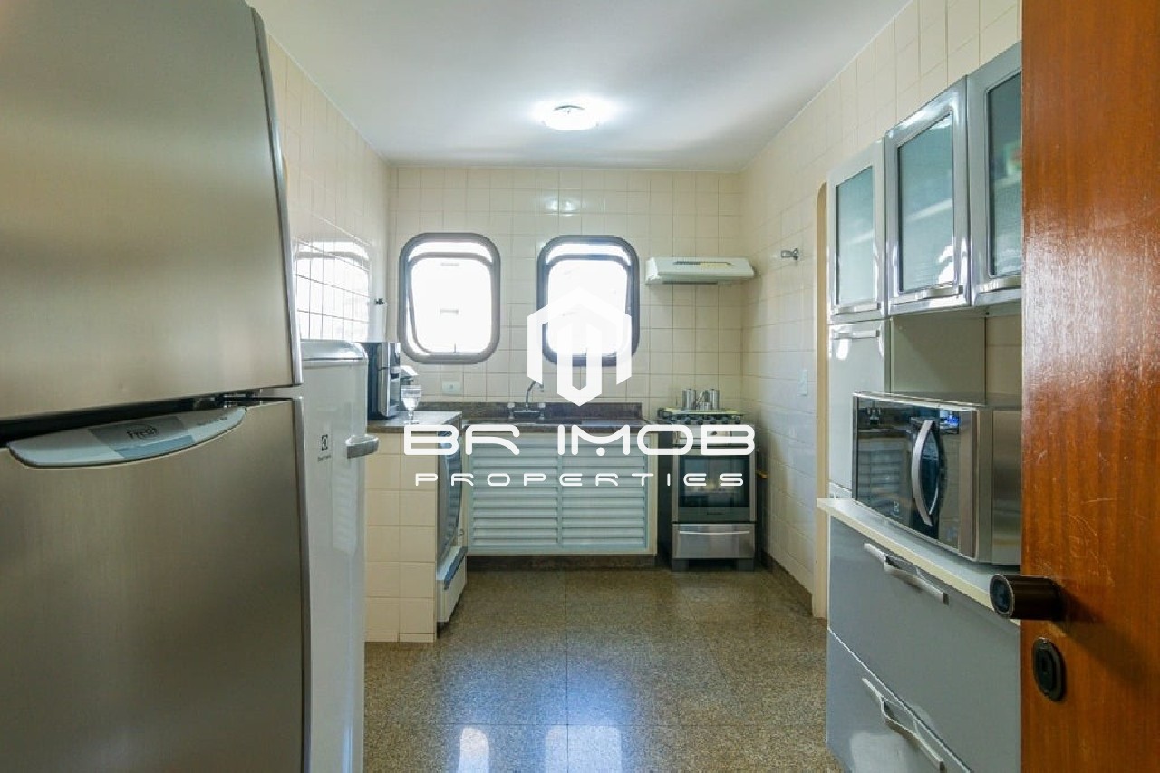 Apartamento à venda com 3 quartos, 177m² - Foto 12