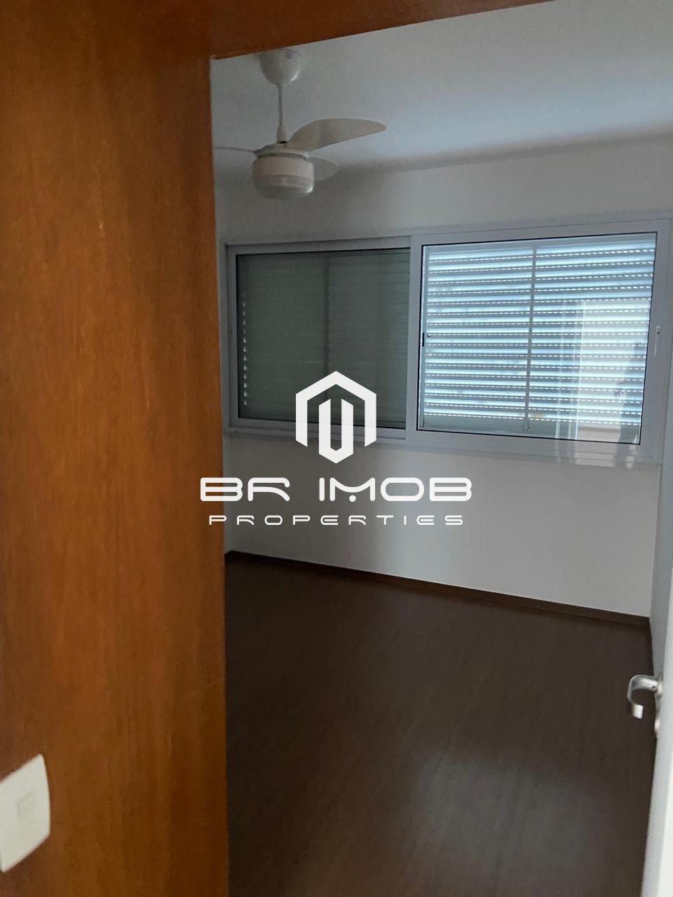 Apartamento para alugar com 2 quartos, 70m² - Foto 10