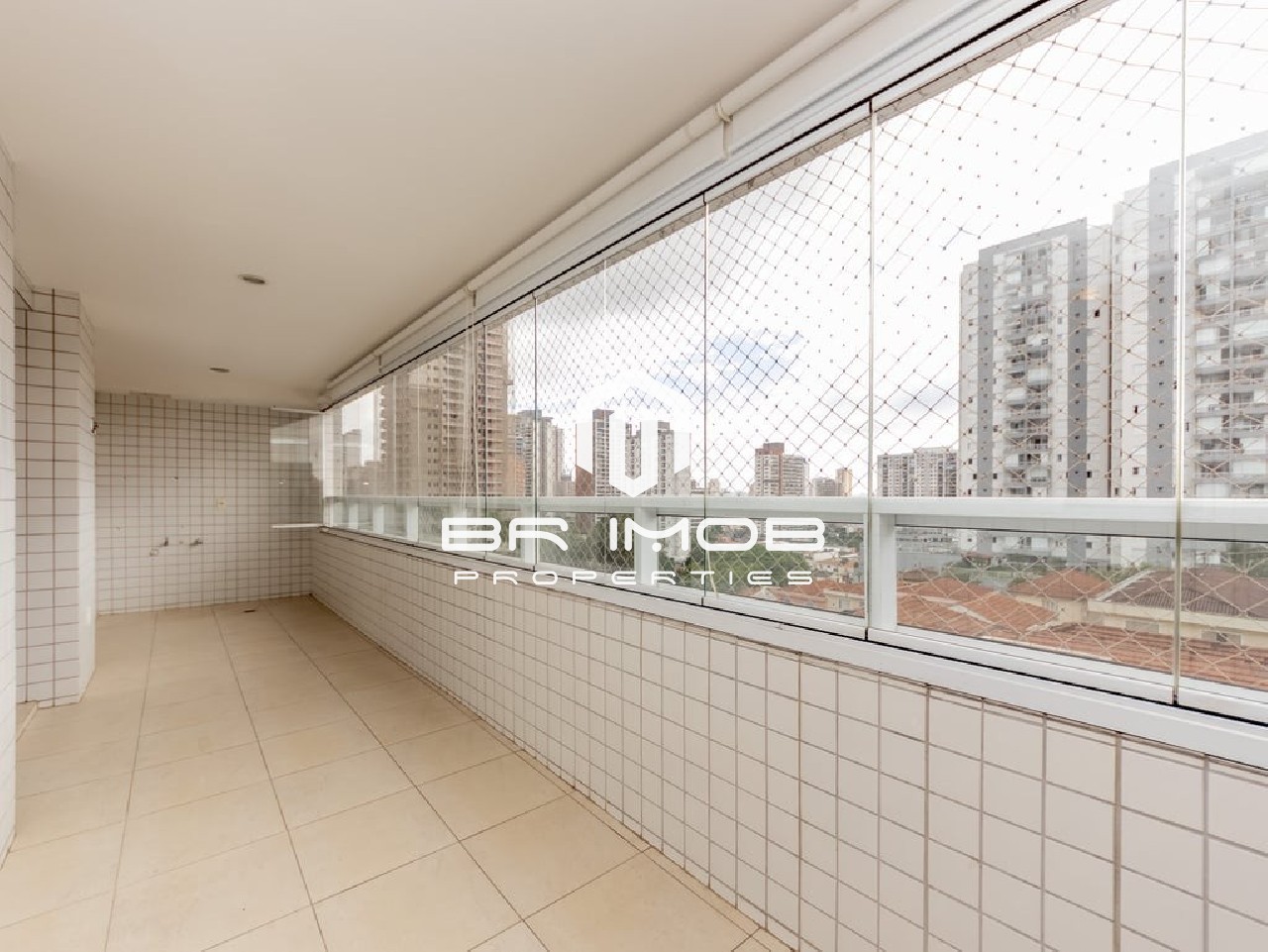 Apartamento à venda com 4 quartos, 136m² - Foto 3