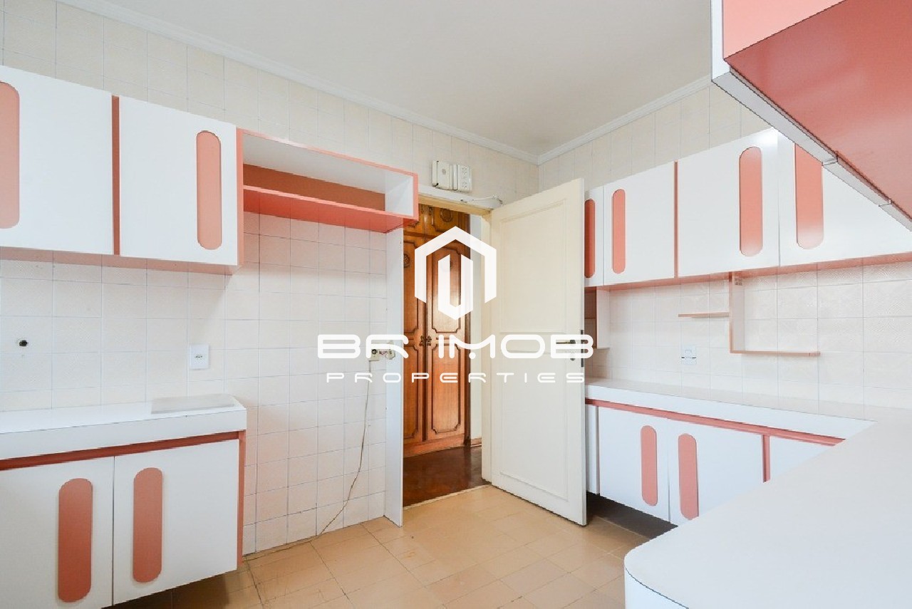 Apartamento à venda com 3 quartos, 142m² - Foto 11