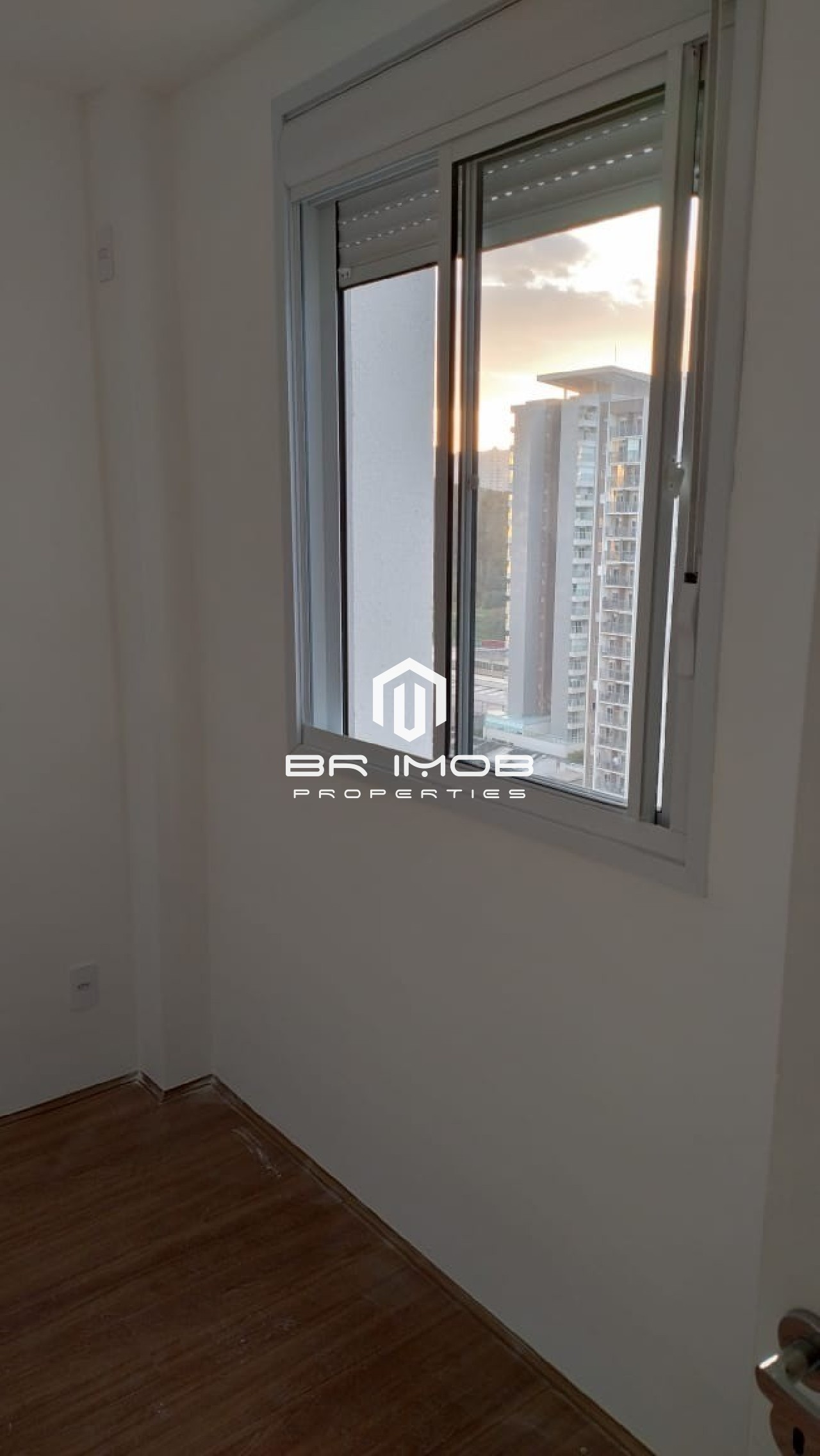 Apartamento à venda com 2 quartos, 36m² - Foto 11