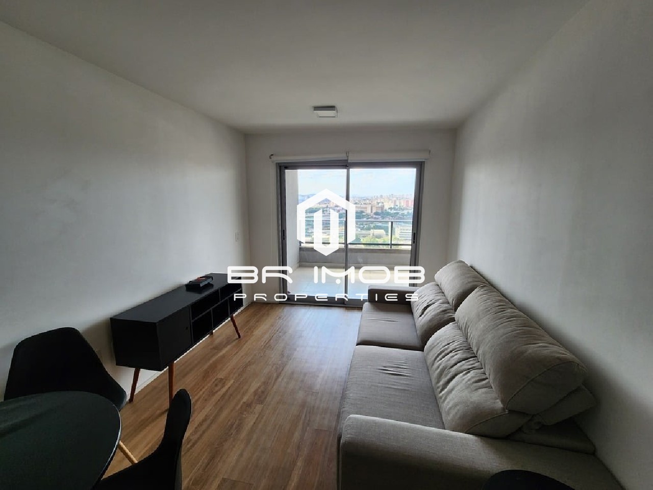 Apartamento à venda com 2 quartos, 69m² - Foto 3