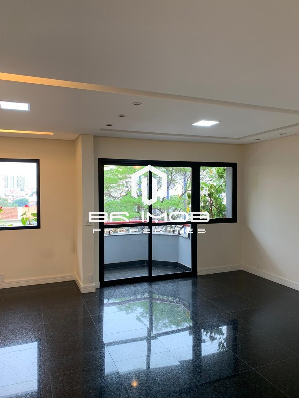 Apartamento, 3 quartos, 81 m² - Foto 2
