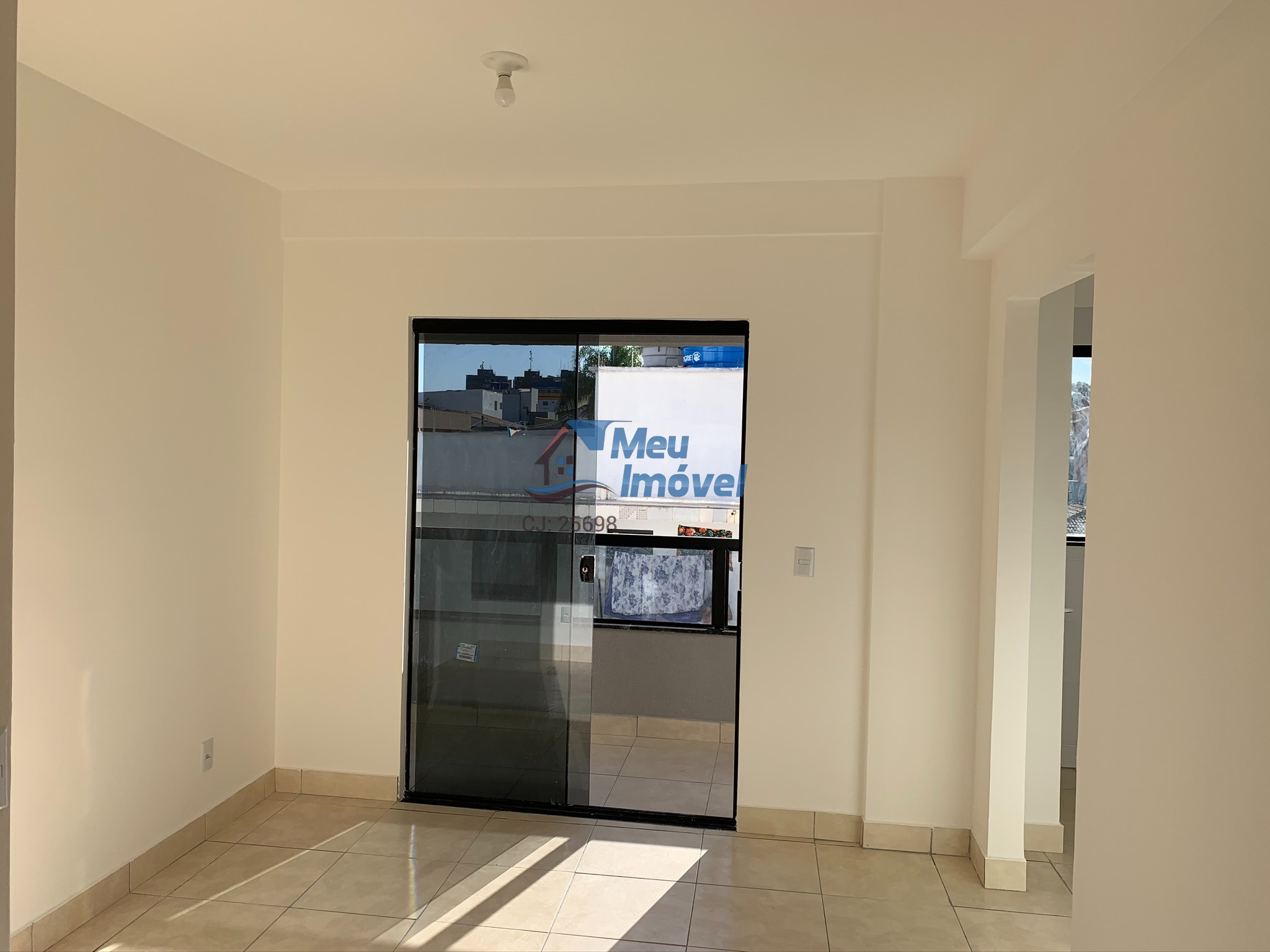 Apartamento à venda com 2 quartos, 53m² - Foto 1