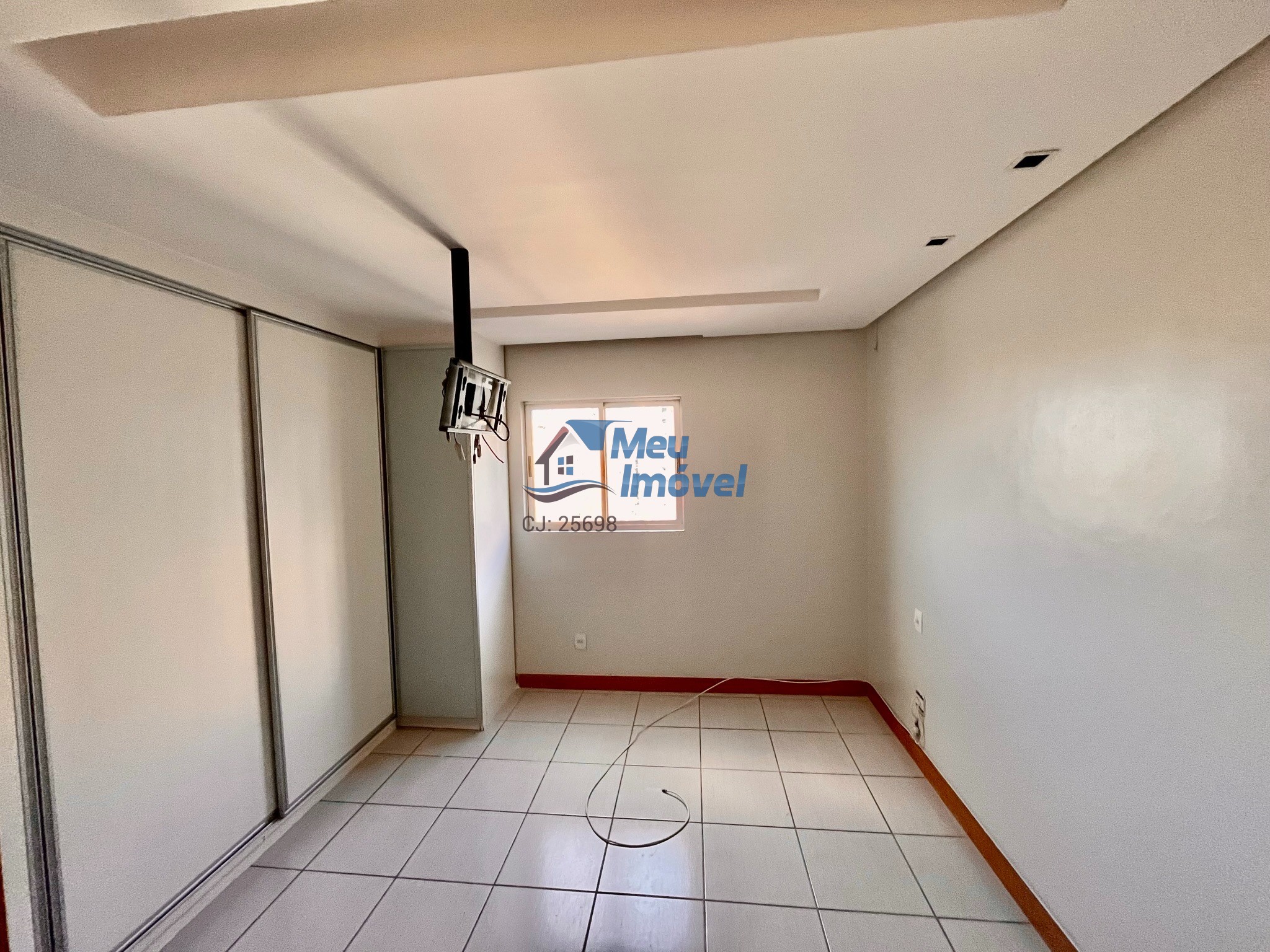 Apartamento à venda com 3 quartos, 119m² - Foto 19