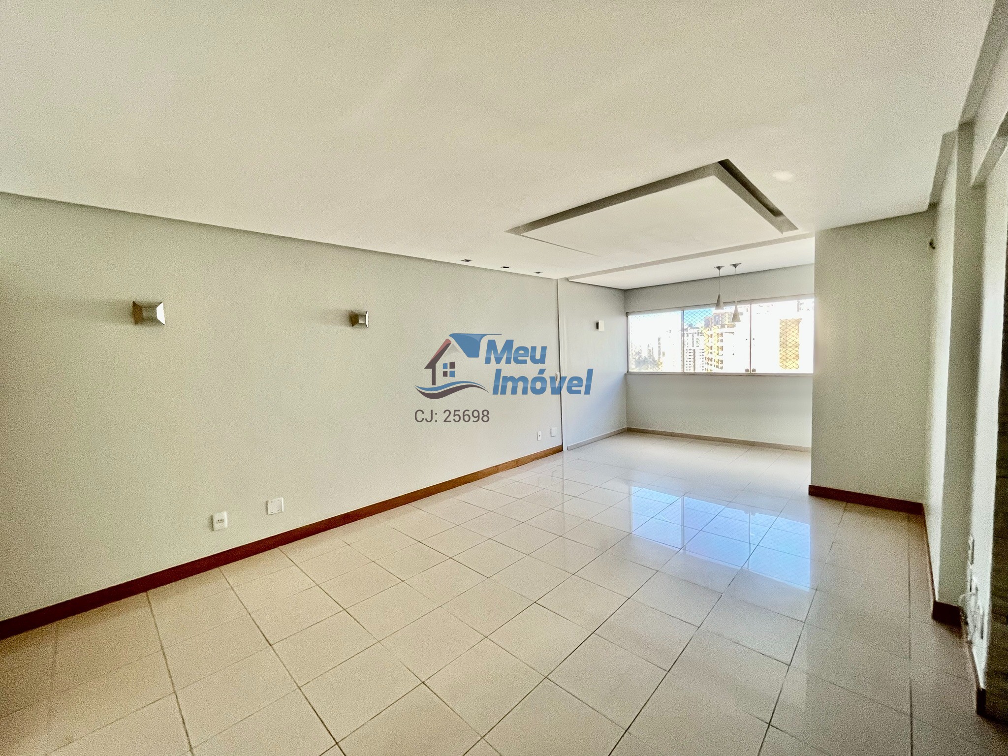 Apartamento à venda com 3 quartos, 119m² - Foto 4