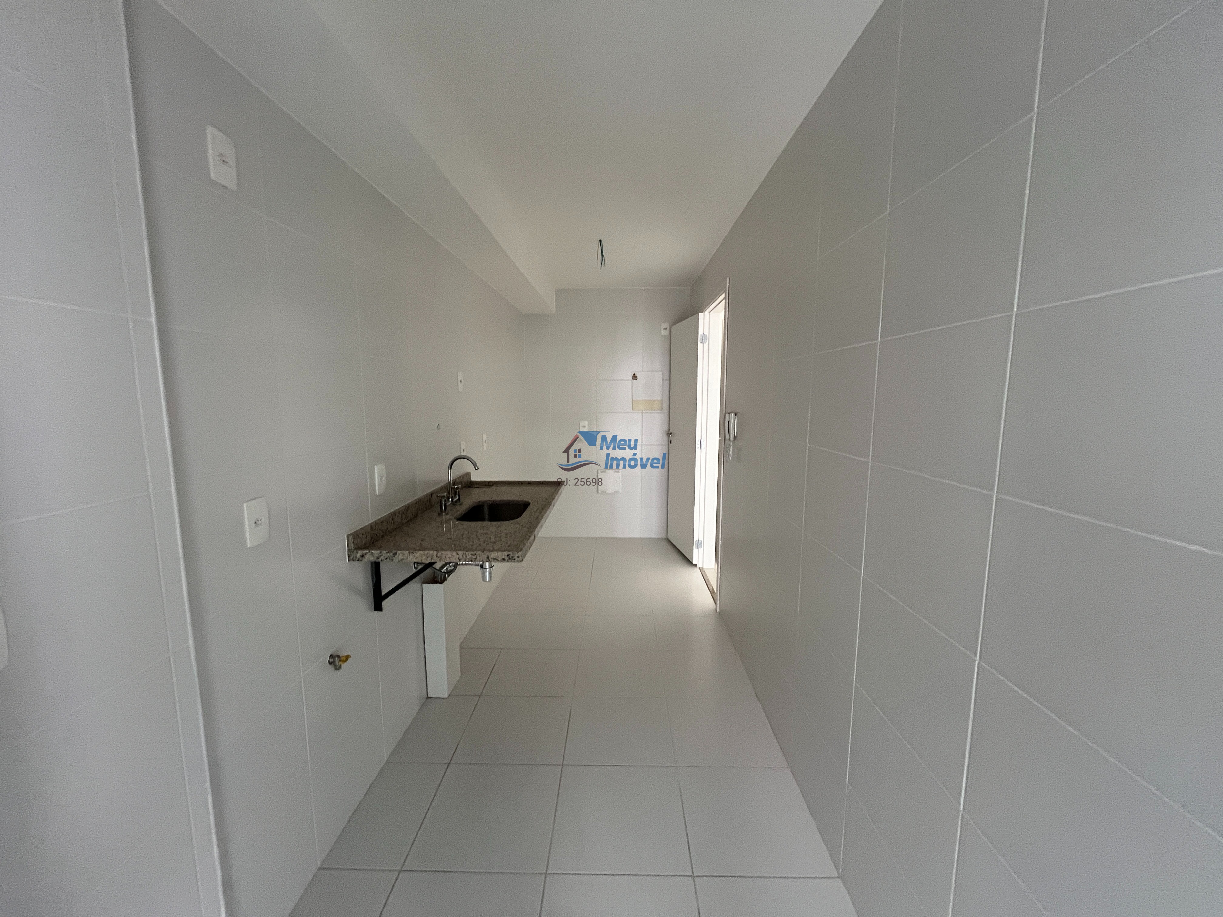 Apartamento à venda com 2 quartos, 61m² - Foto 6