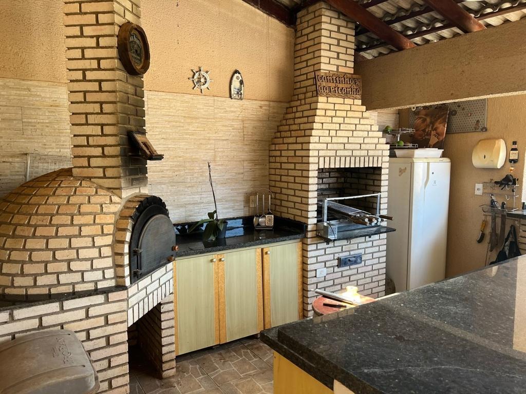 Casa à venda com 5 quartos, 180m² - Foto 6