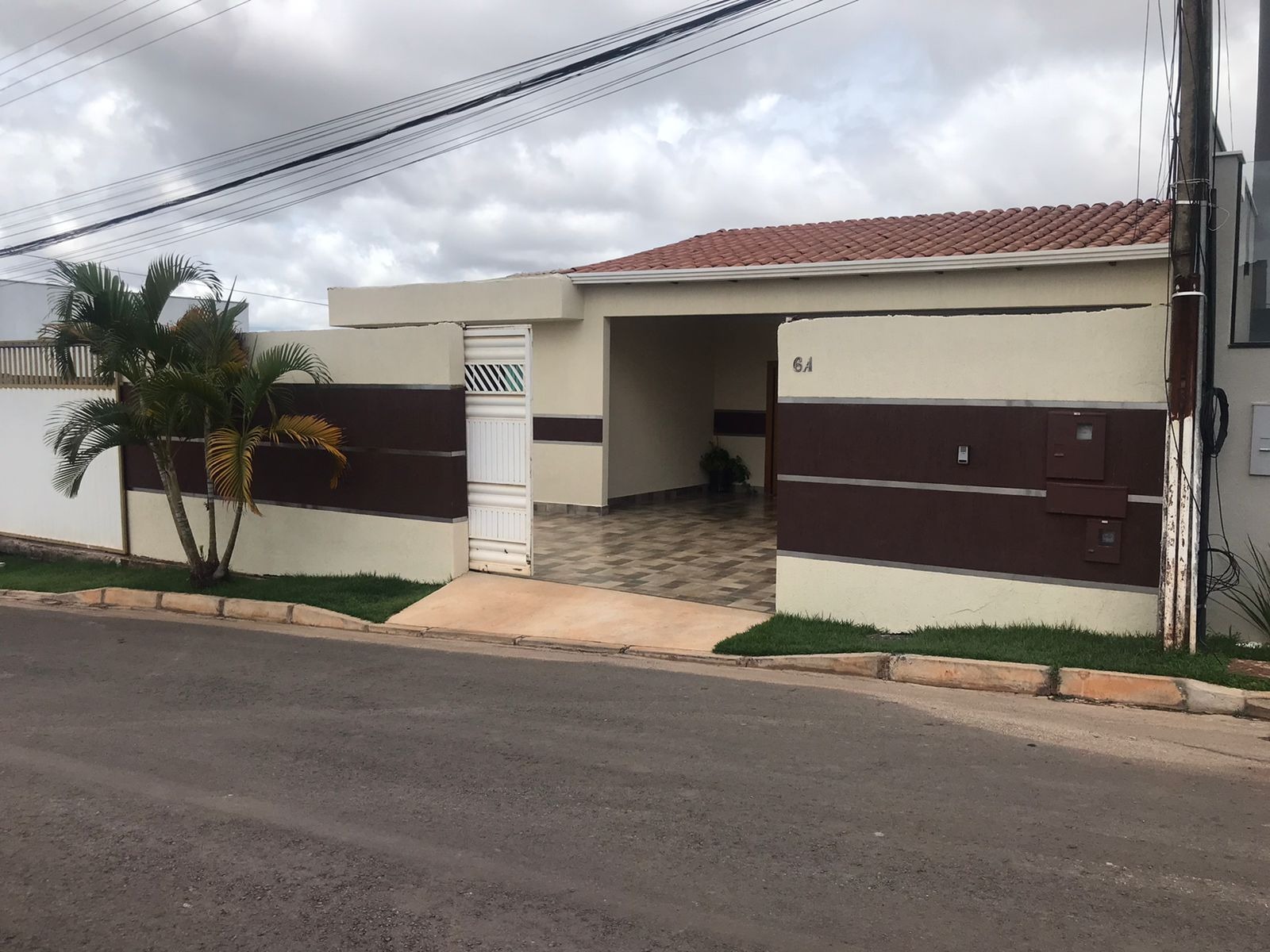 Casa à venda com 3 quartos, 667m² - Foto 2