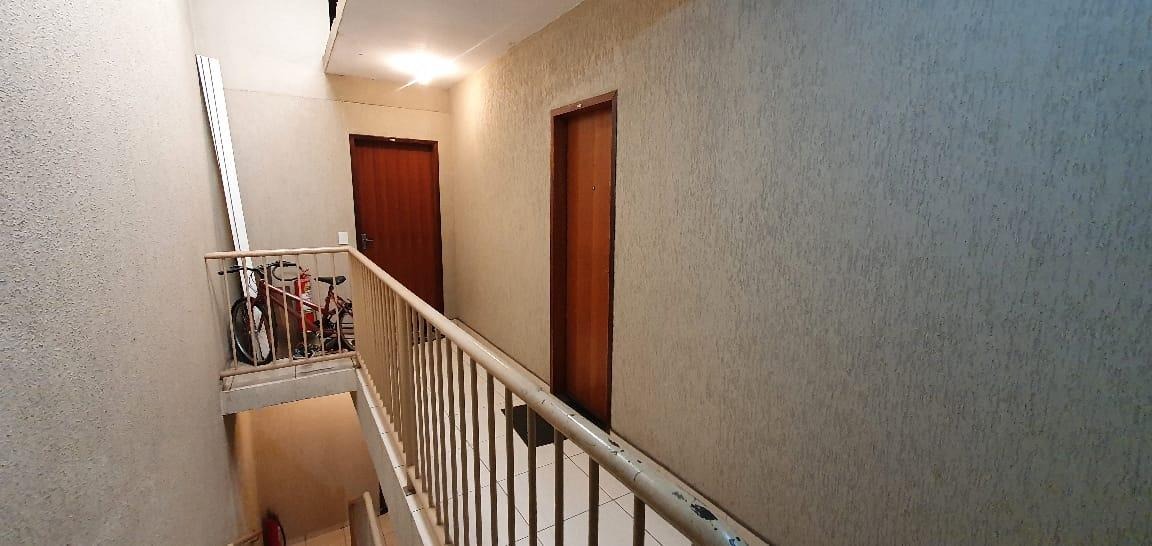 Apartamento à venda com 18 quartos, 600m² - Foto 11