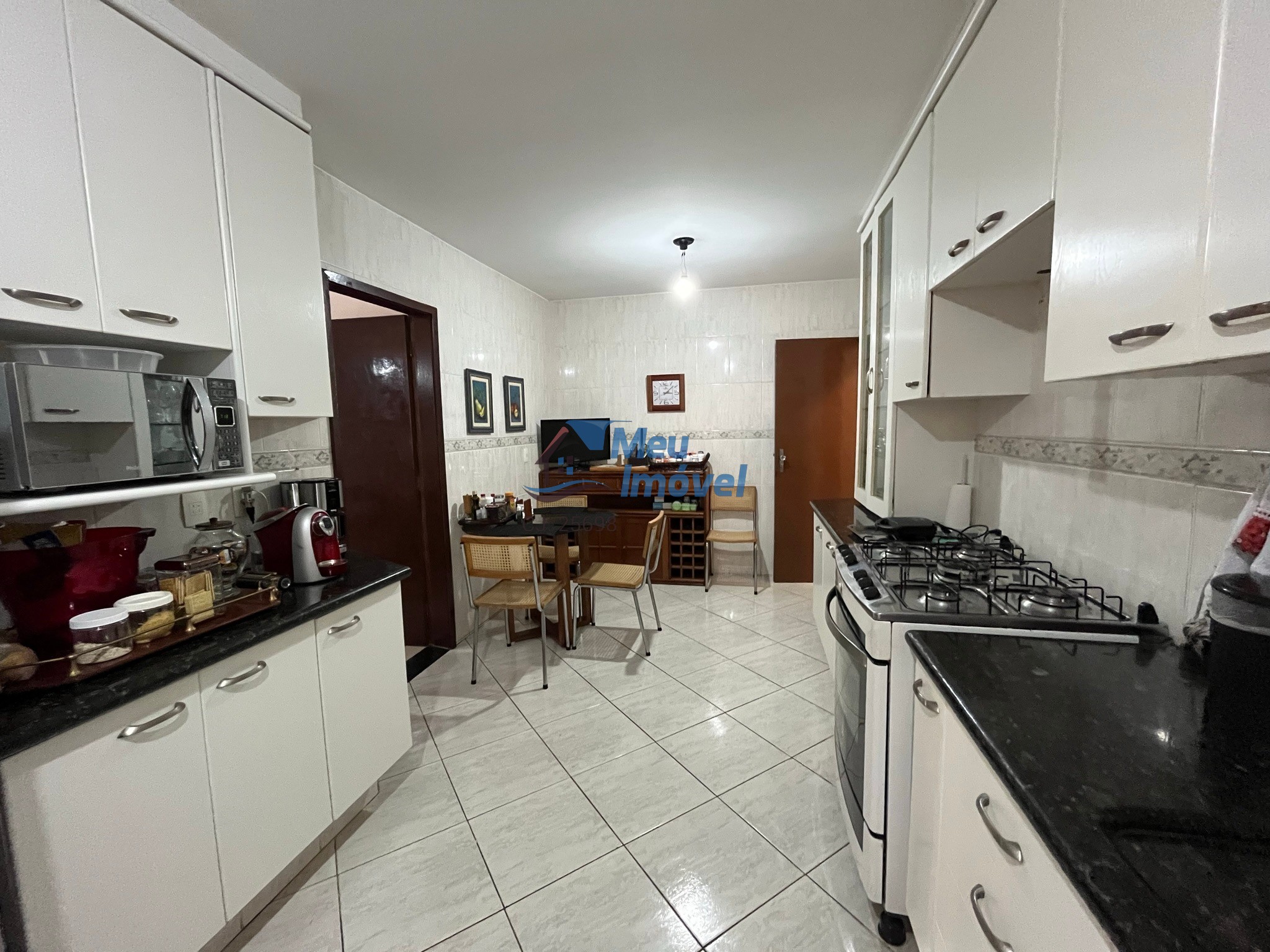 Casa à venda com 4 quartos, 280m² - Foto 17