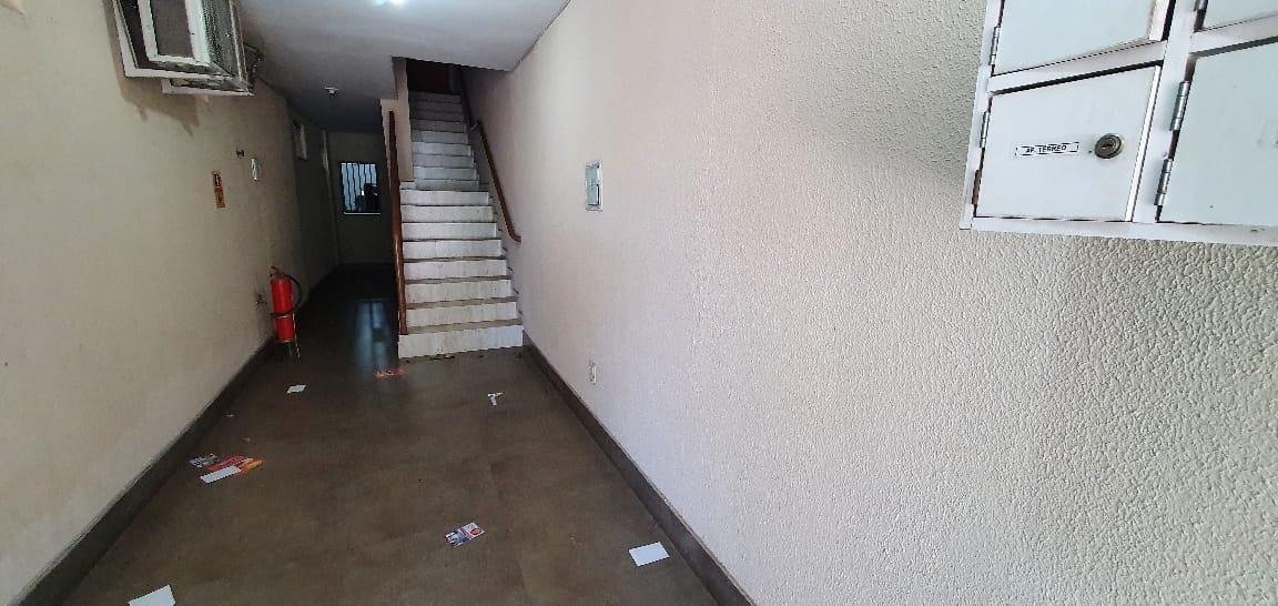 Apartamento à venda com 12 quartos, 600m² - Foto 4