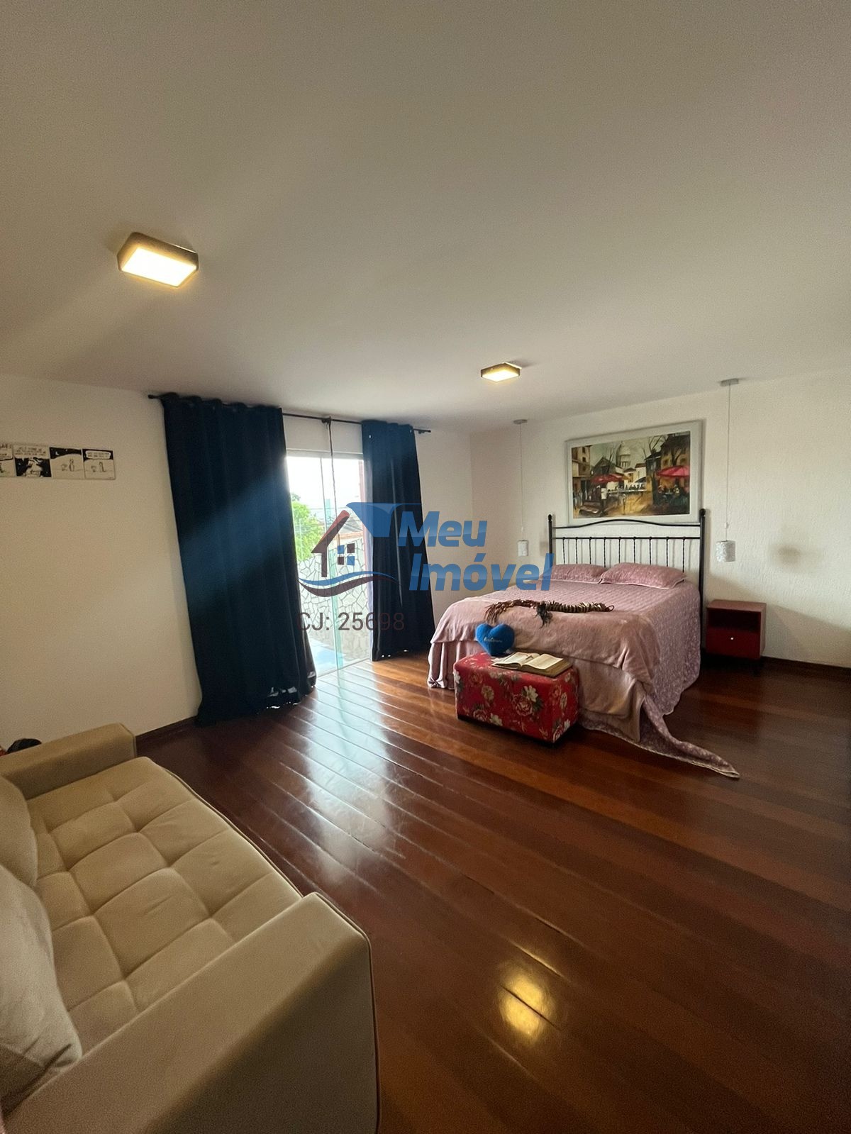 Casa à venda com 5 quartos, 330m² - Foto 19