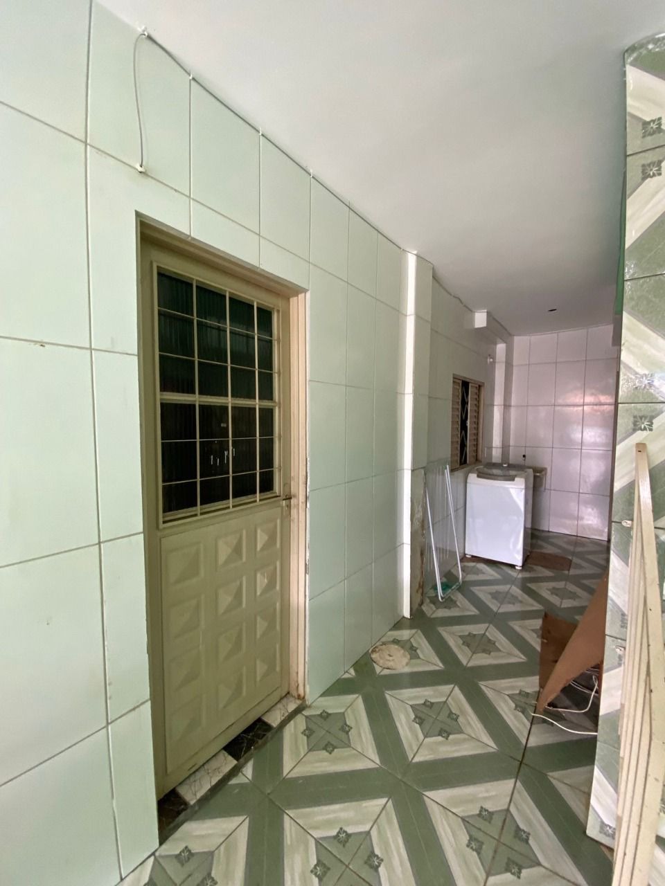 Casa à venda com 8 quartos, 200m² - Foto 18