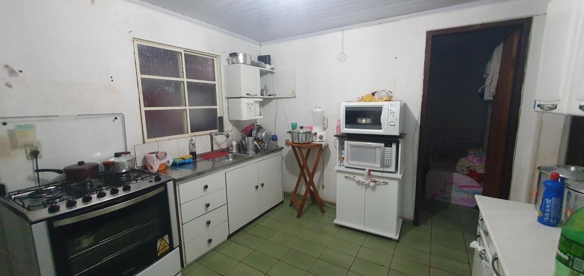 Casa à venda com 2 quartos, 150m² - Foto 1