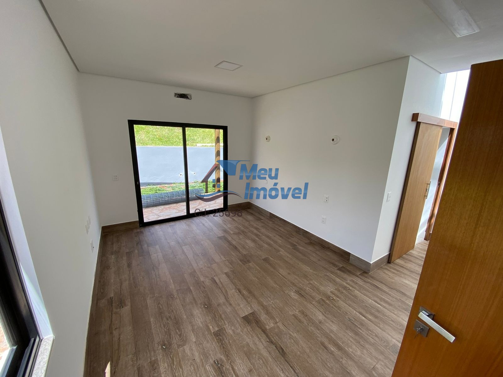 Casa à venda com 4 quartos, 260m² - Foto 17