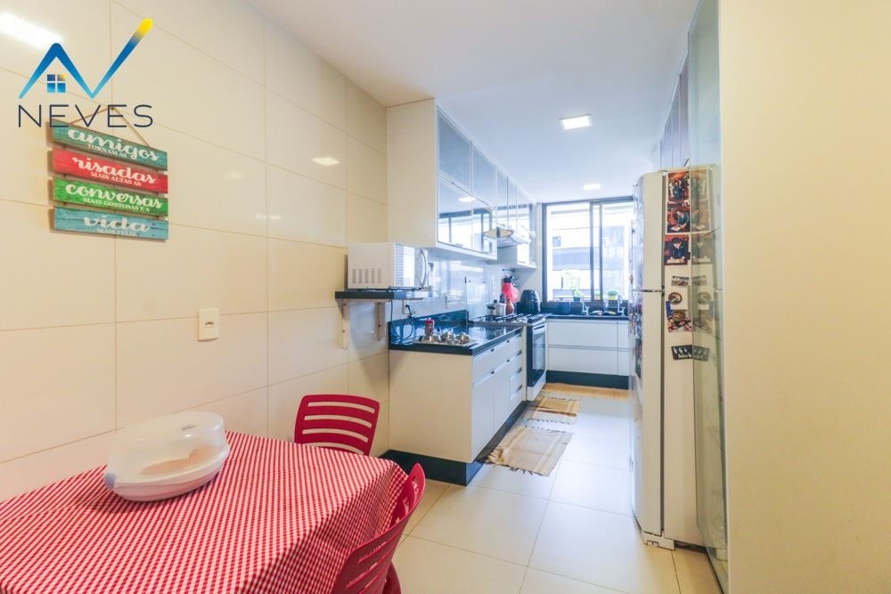 Apartamento à venda com 3 quartos, 130m² - Foto 18